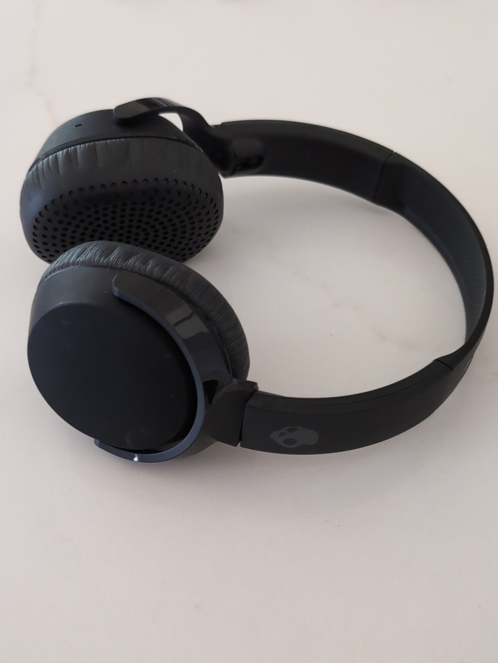 Skullcandy Black On-Ear Headphones with Matte Finish
